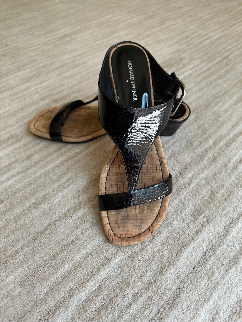 Donald J Pliner Doli Leather Buckle Cork Wedge Sandals Shoes Black Patent 9.5
